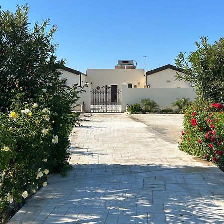 Baglio Il Gelso E L'Ulivo Appartamento Il Fico Noto Exteriör bild